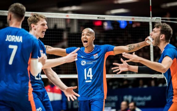 Nederlandse volleyballers verslaan Cuba in de Nations League
