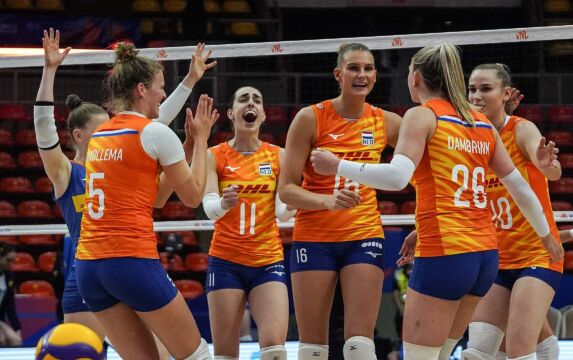 Klik hier om Ziggo Sport Volleybal van 10 juli te bekijken.