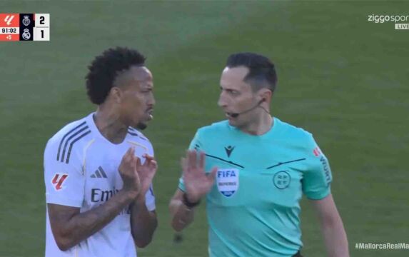 Klik hier om Ziggo Sport voetbal van 4 april te bekijken.