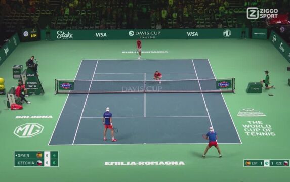 Klik hier om Ziggo Sport Tennis van 20 november te bekijken.