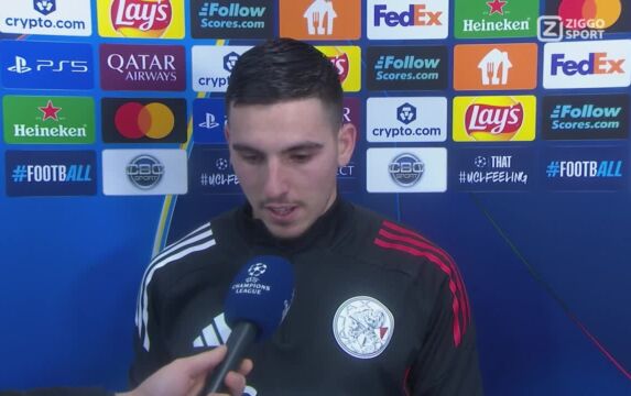 Klik hier om Interview Oscar Gloukh na Qarabag - Ajax van 10 december te bekijken.