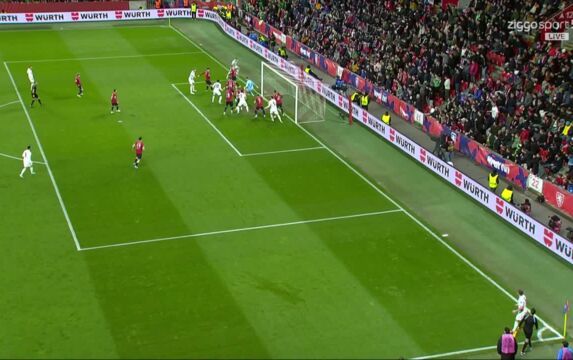 Klik hier om Ziggo Sport voetbal van 26 maart te bekijken.