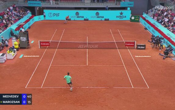 Klik hier om Ziggo Sport Tennis van 25 april te bekijken.