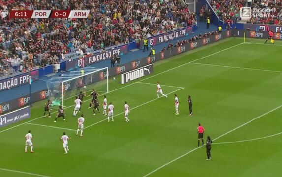 Klik hier om Ziggo Sport voetbal van 16 november te bekijken.