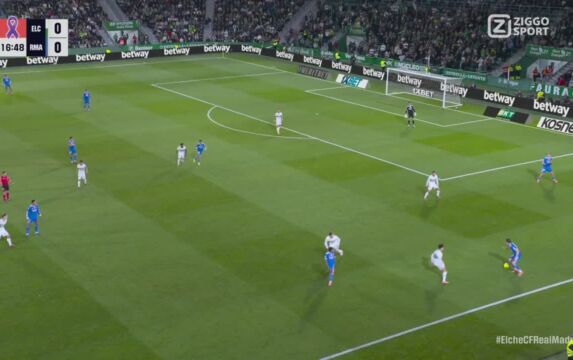 Klik hier om Ziggo Sport voetbal van 24 november te bekijken.