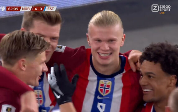 Klik hier om Erling Haaland met zijn tweede treffer van de avond van 13 november te bekijken.