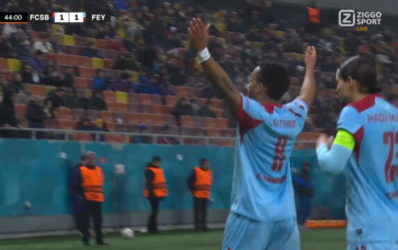 Klik hier om Quinten Timber knikt de 1-2 binnen voor Feyenoord van 11 december te bekijken.