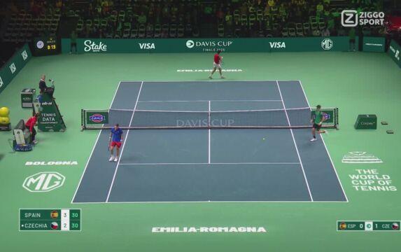 Klik hier om Ziggo Sport Tennis van 20 november te bekijken.