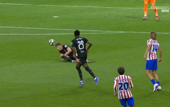 Klik hier om Ziggo Sport voetbal van 10 maart te bekijken.