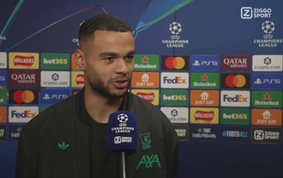 Klik hier om Gakpo: 'Helaas hoort het ook bij voetbal.' van 25 november te bekijken.