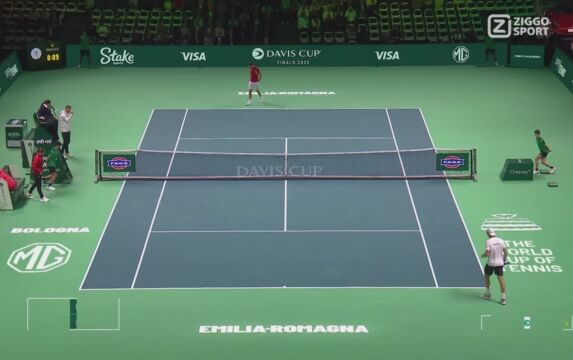 Klik hier om Ziggo Sport Tennis van 22 november te bekijken.