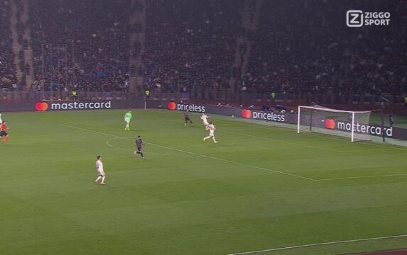 Klik hier om Qarabağ - Ajax van 10 december te bekijken.