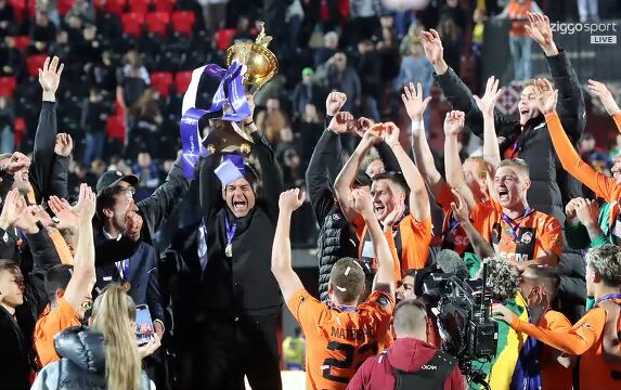 Klik hier om Ziggo Sport voetbal van 9 april te bekijken.