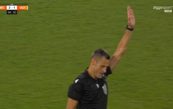 Klik hier om Ziggo Sport voetbal van 11 augustus te bekijken.