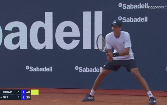 Klik hier om Ziggo Sport Tennis van 18 april te bekijken.